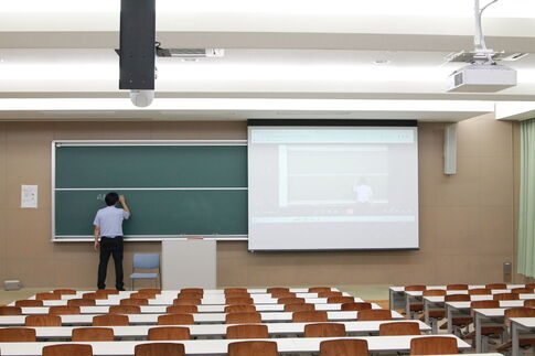 授業配信用カメラシステム 利用イメージ
